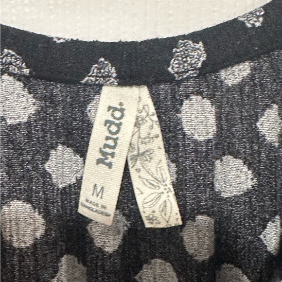 Mudd Women’s Blue Pattern Romper Size Medium - Picture 4 of 5